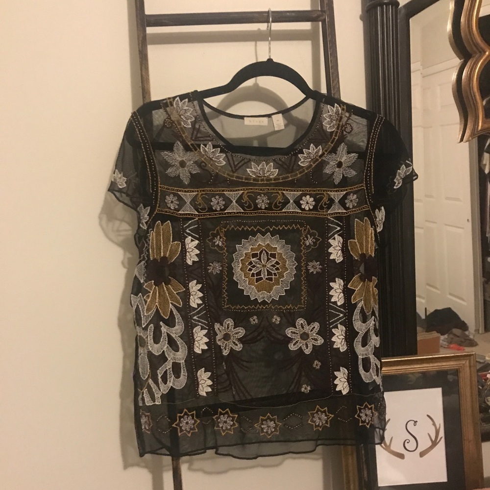 HINGE M Embellished Mesh Top